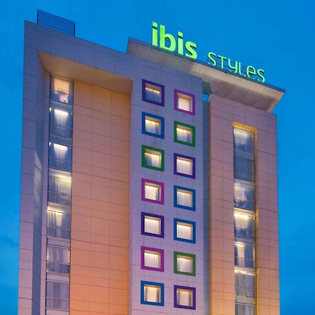 Ibis Styles Solo Hotel Ngoại thất bức ảnh